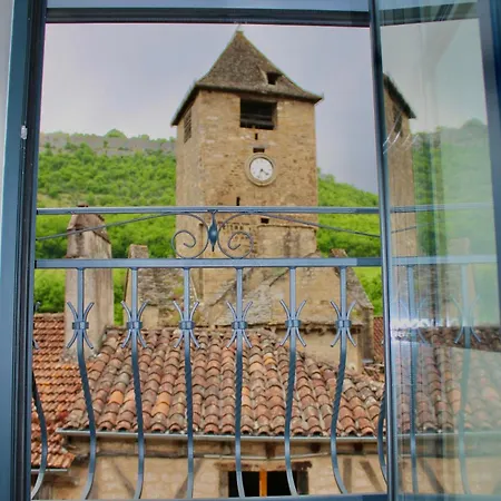 Les De La Fontaine Autoire