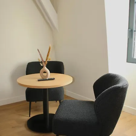 Hotel Les De La Fontaine