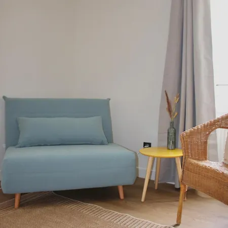 Les De La Fontaine Hotel 2*