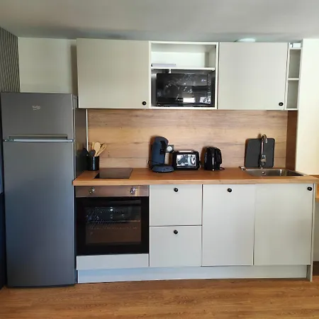 Les De La Fontaine Autoire