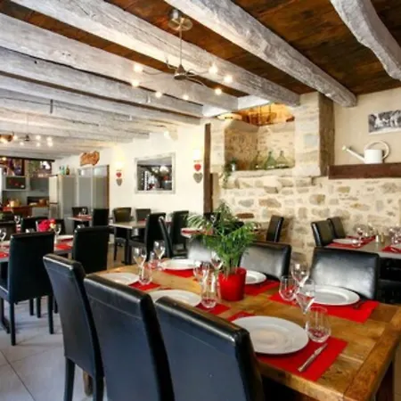 Les De La Fontaine Hotel 2*