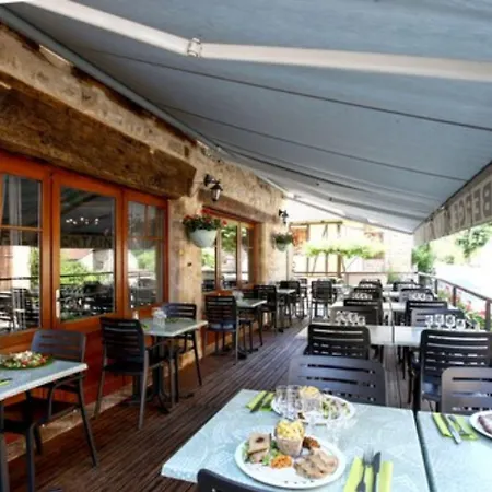 Hotel Les De La Fontaine