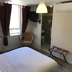 Hotel Les De La Fontaine 2*