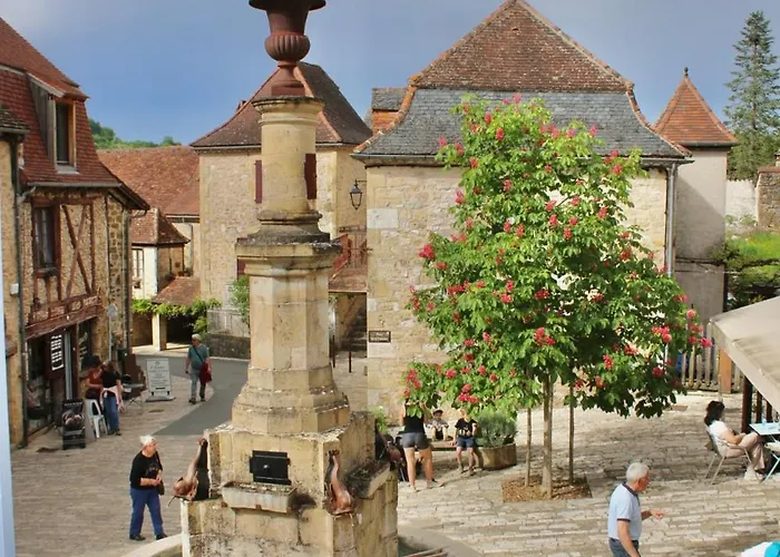 Les De La Fontaine 2*