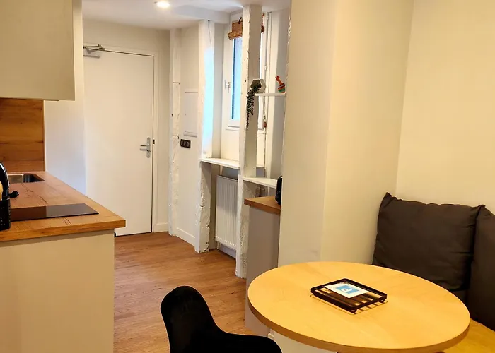 Les De La Fontaine オートワール